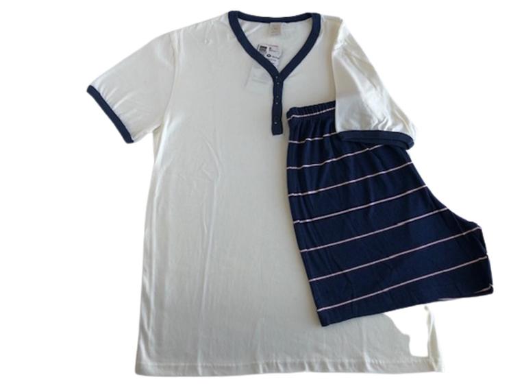 Imagem de Pijama Curto Masculina 7AY9 Tam M - Hering Camiseta Off White Shorts Listra Marinho.