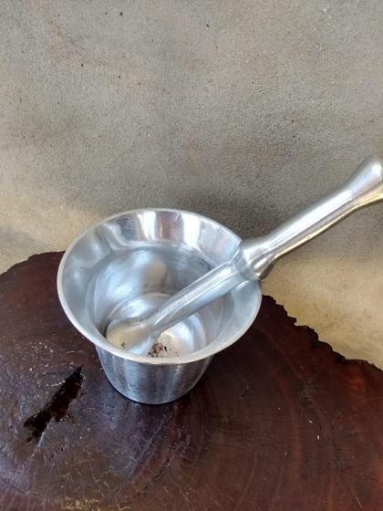 Imagem de Pilão Almofariz Gigante Aluminio Batido Com Socador 19 Cm