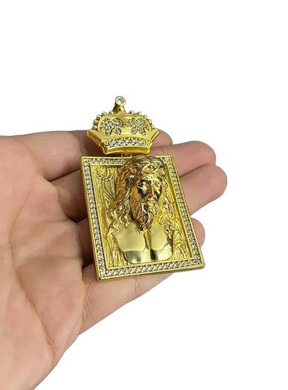 Imagem de Pingente jesus zeus cravejado coroa g - banhado a ouro 18k