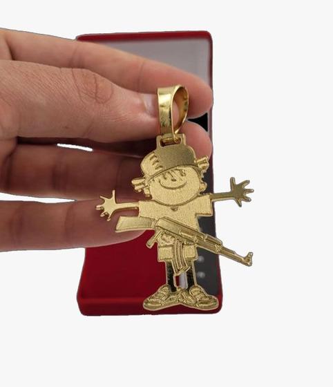 Imagem de Pingente Menino Portando - Banhado a ouro 18k