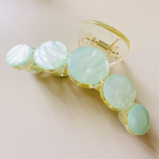 Piranha Cabelo Esferas Madrepérola - Pistache Acessórios