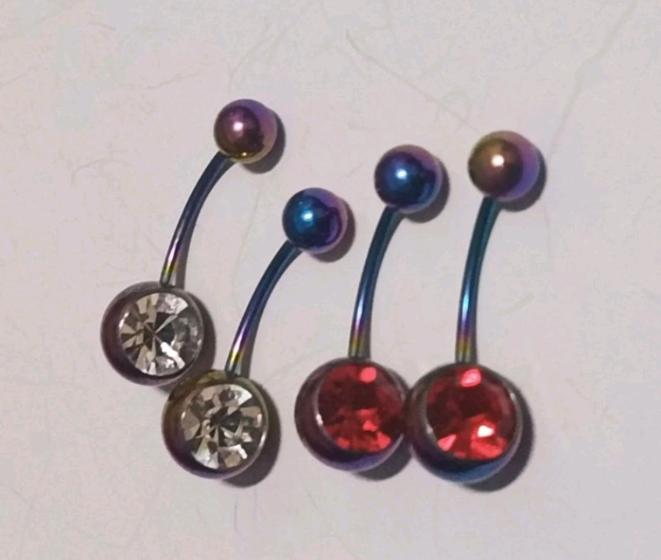 Imagem de Pircing em Aço Cirúrgico 316l Prateado, dourado ou colorido com pedras Brilhantes