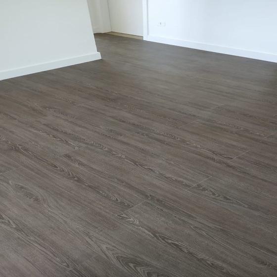 Imagem de Piso Vinilico Rígido Quality Floor Clic 5mm com Manta - caixa com 2,2m2 - Hudson