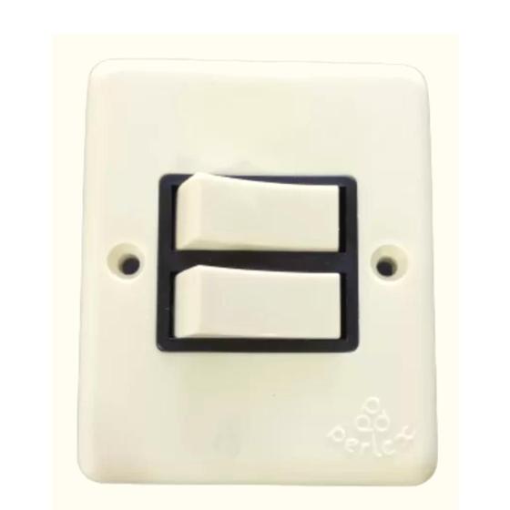Imagem de Placa Com Interruptores Com 2 Batidas 10A 250v - Perlex