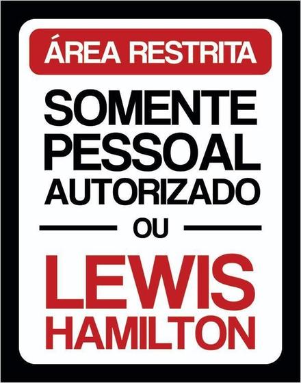 Imagem de Placa Decorativa - Somente Autorizado Lewis Hamilton (27X35)