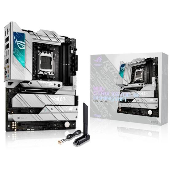 Imagem de Placa Mãe Asus Rog Strix X670E-A Gaming Wi-Fi, AMD X670, AM5, DDR5 - 90MB1BM0-M0EAY0