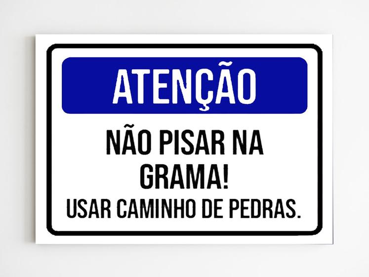 Imagem de Placa sinalização não pisar na grama usar caminho de pedra