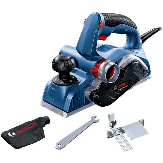 Plaina Elétrica Bosch GHO 700 Profissional 700W Menor preço em Plaina Elétrica Bosch GHO 700 Profissional 700W