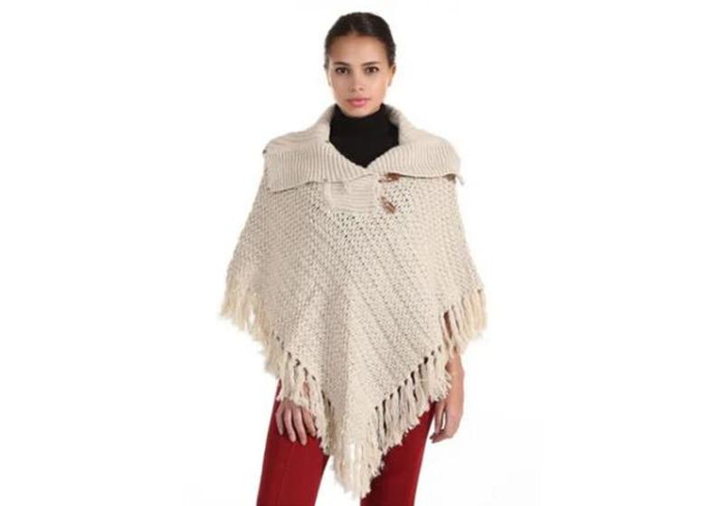 Imagem de Poncho Feminino Com Franjas