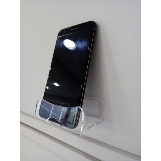 Porta-celular De Parede 9x10cm Em Acrílico Transparente 3mm é boa?
