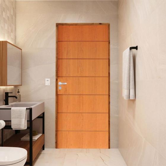Imagem de Porta Lisa Padrão Imbuia Belíssima 2 Batente Ecológico 09 Fechadura Stilo Wc 82 X 2,10 D