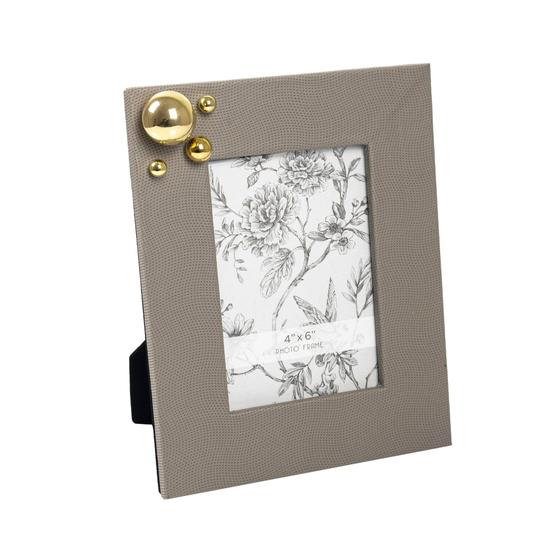 Imagem de Porta Retrato em MDF Com Revestimento Cinza em PU Com Esfera Dourada 23,5x18,5x1cm 