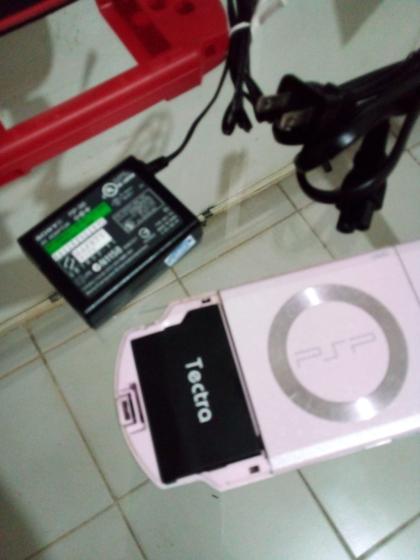 Imagem de Portátil PSP 3000 Sakura Pink