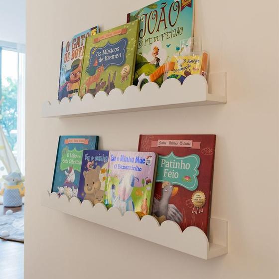 Prateleira pra Livros Ondinha MDF Branco Grão de Gente Menor preço em Prateleira pra Livros Ondinha MDF Branco Grão de Gente