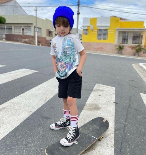 Imagem de Presente Infantil Camiseta De Colorir Lavável Super Heróis Acompanha Canetinhas