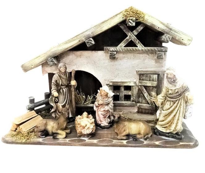 Imagem de Presepio natalina em resina e estabulo em madeira - 7 pecas