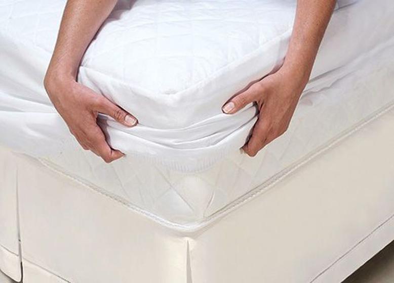 Imagem de Protetor de colchão casal padrão com elástico SLEEP