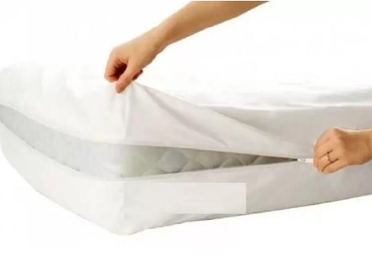 Imagem de Protetor Impermeável Colchão Solteiro COM ZÍPER 20cm de altura