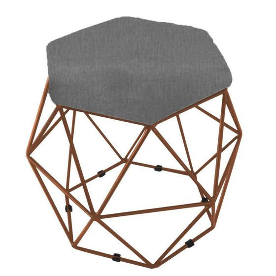 Imagem de Puff Aramado Bronze Assento Hexagonal Suede Cinza - DS Móveis