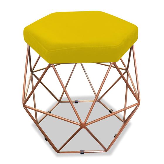 Imagem de Puff Banqueta Bruna Decorativo Aramado Hexagono Bronze Sala de Espera Recepção Suede Amarelo