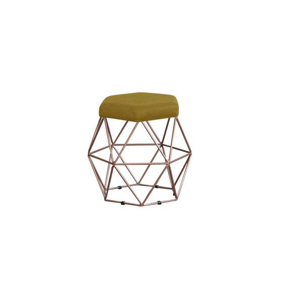 Imagem de Puff Decorativo Onix Com Armação Bronze Para Sala Em Suede