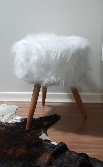 Imagem de Puff Peludinho Decorativo Redondo Branco - Artesanal