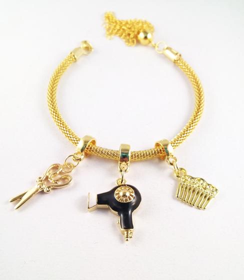 Imagem de Pulseira Berloques Pente Secador Tesoura Folheado Ouro 18k