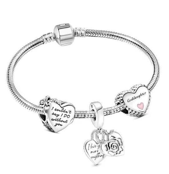Imagem de Pulseira com Berloques Prateado. Pingente de Coração