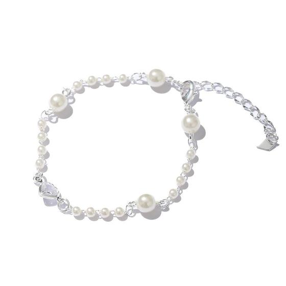 Imagem de Pulseira com perola e coração de zirconia