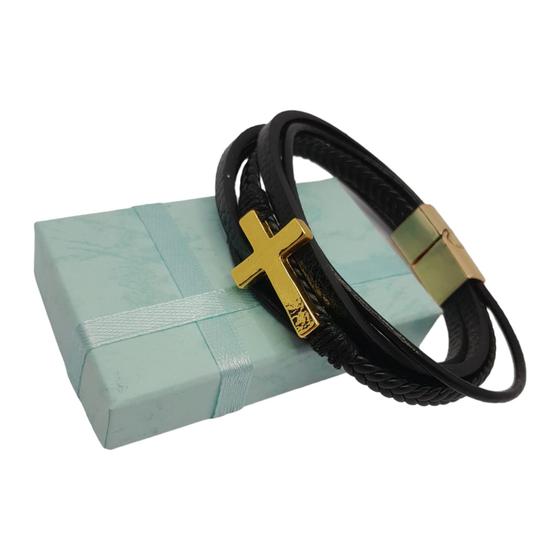 Imagem de Pulseira cruz pequena em couro preto com trava de imã