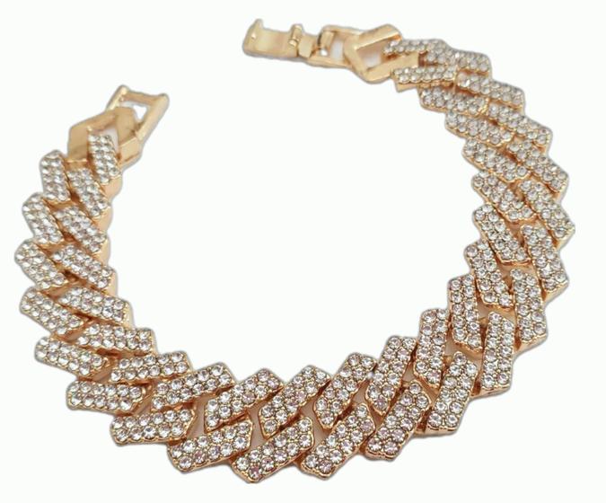 Imagem de pulseira dourada com múltiplas  zirconias