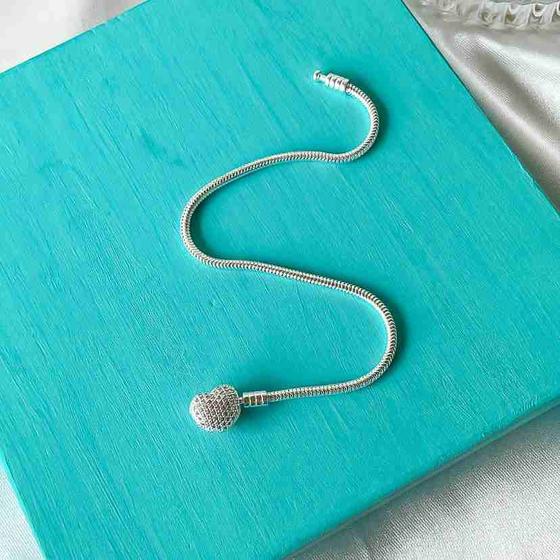 Imagem de Pulseira para berloque fecho coração cravejado 19cm  prata 925