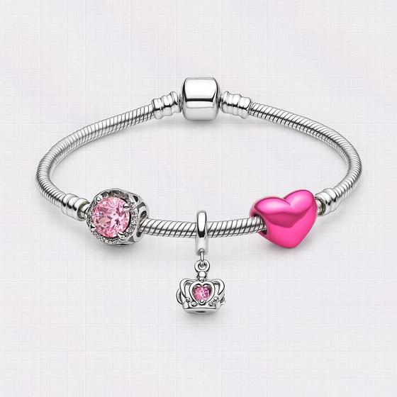 Imagem de Pulseira Rosa Estilo Pandore de Coração com Berloques Prateado e Coroa Rosa