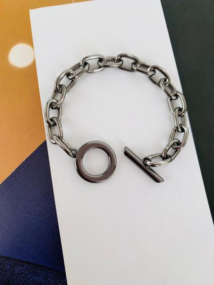 Imagem de Pulseiras banhados a Prata e a Ródio Negro com fecho frontal