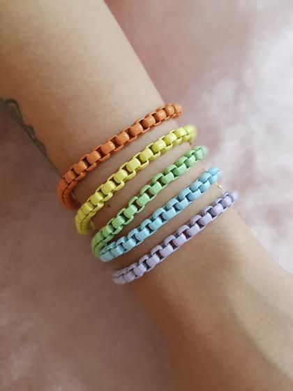 Imagem de Pulseiras Coloridas em Tons Pastéis modelo Veneziana