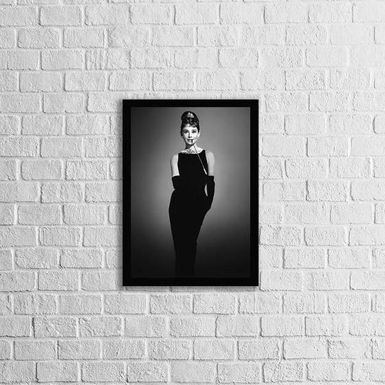 Imagem de Quadro Audrey Hepburn Bonequinha de Luxo 33x24cm - com vidro