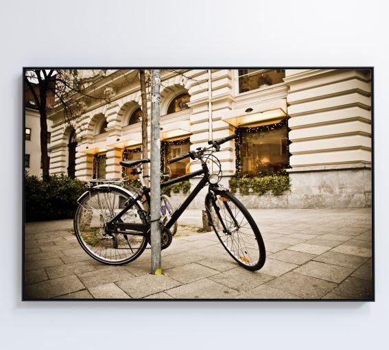 Imagem de Quadro bicicleta clássica na rua