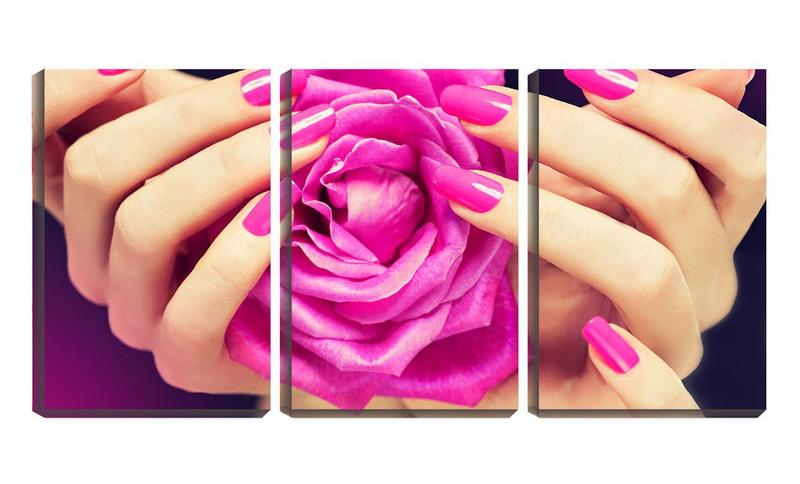 Imagem de Quadro canvas 30x66 mãos segurando rosas manicure