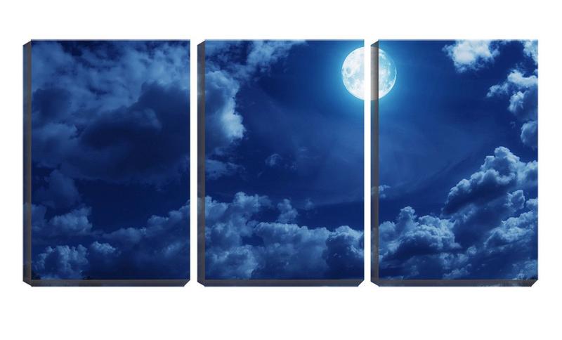 Imagem de Quadro Decorativo 68x126 lua sobre nuvens densas