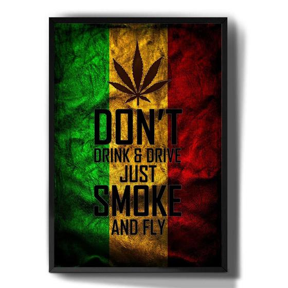 Imagem de Quadro Decorativo Bandeira Reggae Smoke And Fly