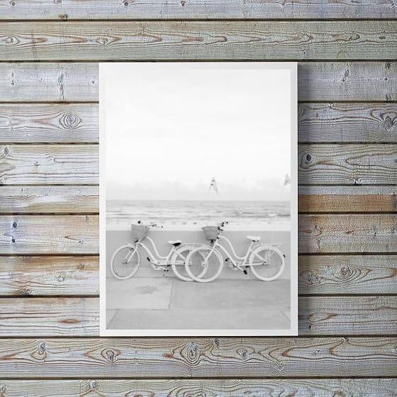 Imagem de Quadro Decorativo Fotografia Branca Bicicletas 24X18Cm Vidro