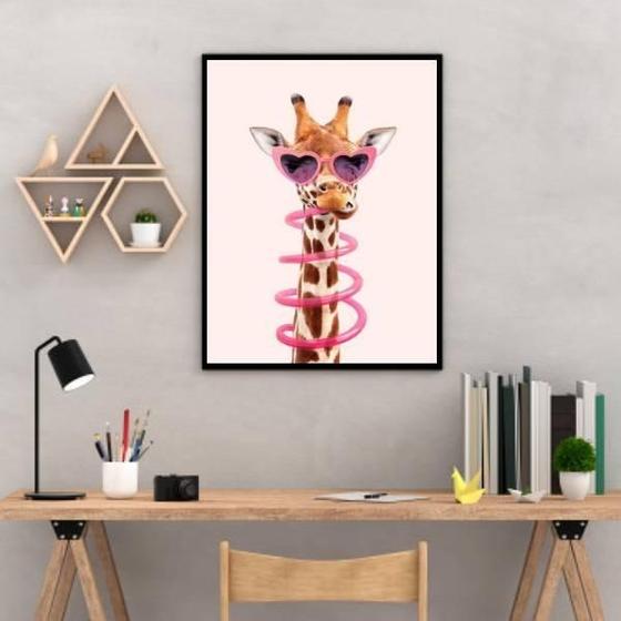Imagem de Quadro Decorativo Girafa Com Óculos 33X24 Com Vidro - Preta