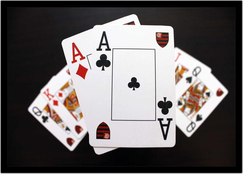 Imagem de Quadro Decorativo Jogos Baralho Naipe Cartas Poker Com Moldura RC013