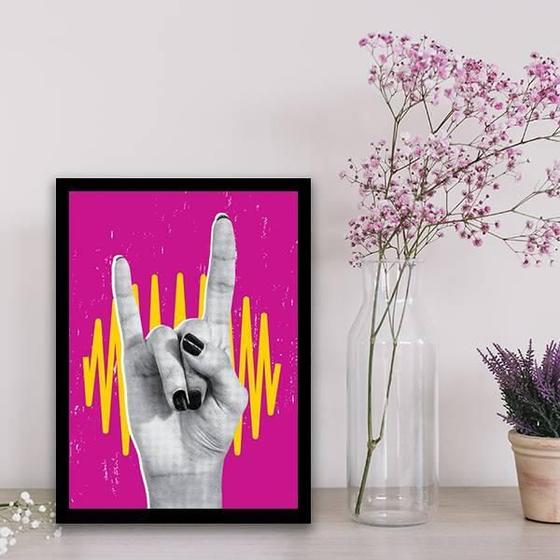Imagem de Quadro Decorativo Mão Rock Com Vidro 24X18Cm