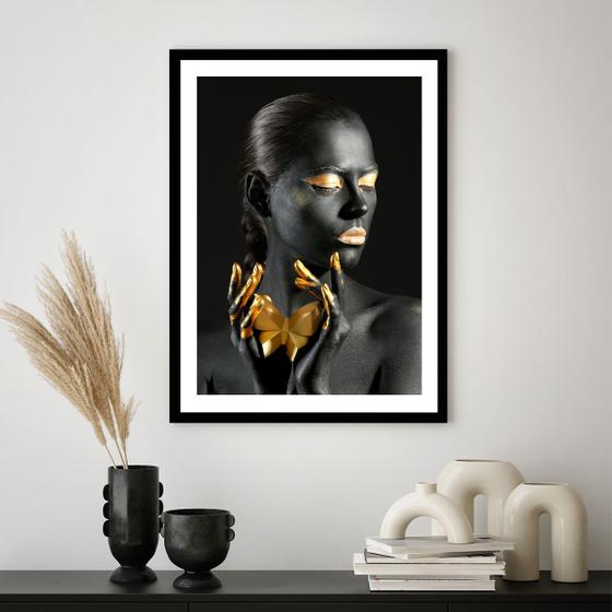 Imagem de Quadro Decorativo Mulher Dourado Darline Moldura Preta