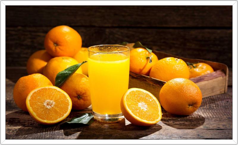Imagem de Quadro Decorativo Para Cozinhas Frutas Suco Laranja Gourmet Mercados Decorações Moldura Branca Q01