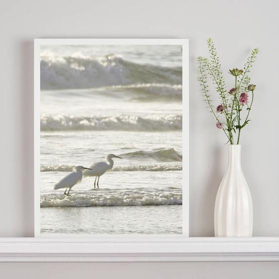 Imagem de Quadro Decorativo Passarinhos Brancos Praia 45x34cm - com vidro