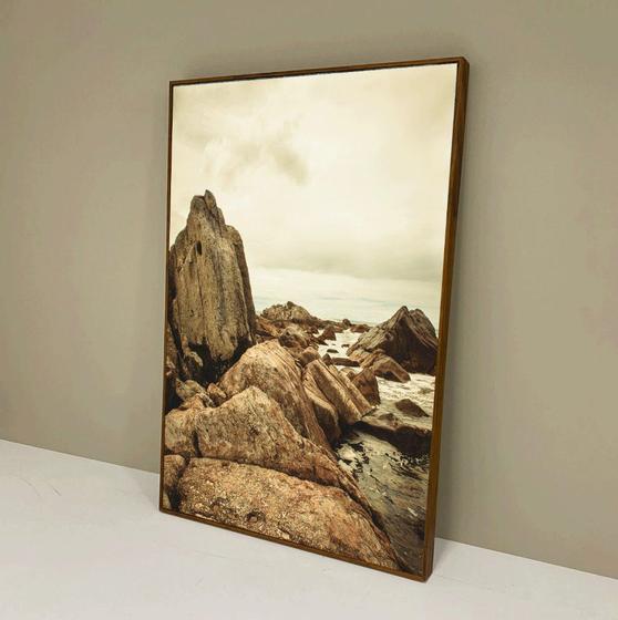 Quadro decorativo Praia de Pedras. - 4lGaleria Imagem de Quadro decorativo Praia de Pedras.