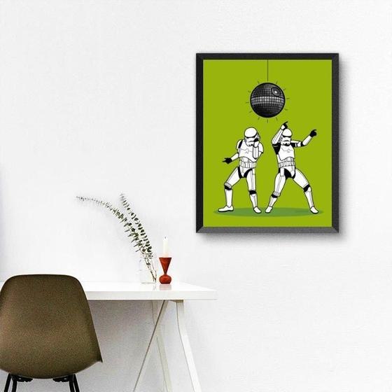 Imagem de Quadro Decorativo Stormtrooper Dance 24X18Cm - Com Vidro