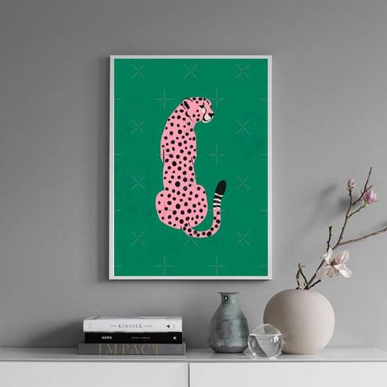 Imagem de Quadro Decorativo The Pink Leopard 45x34cm - com vidro